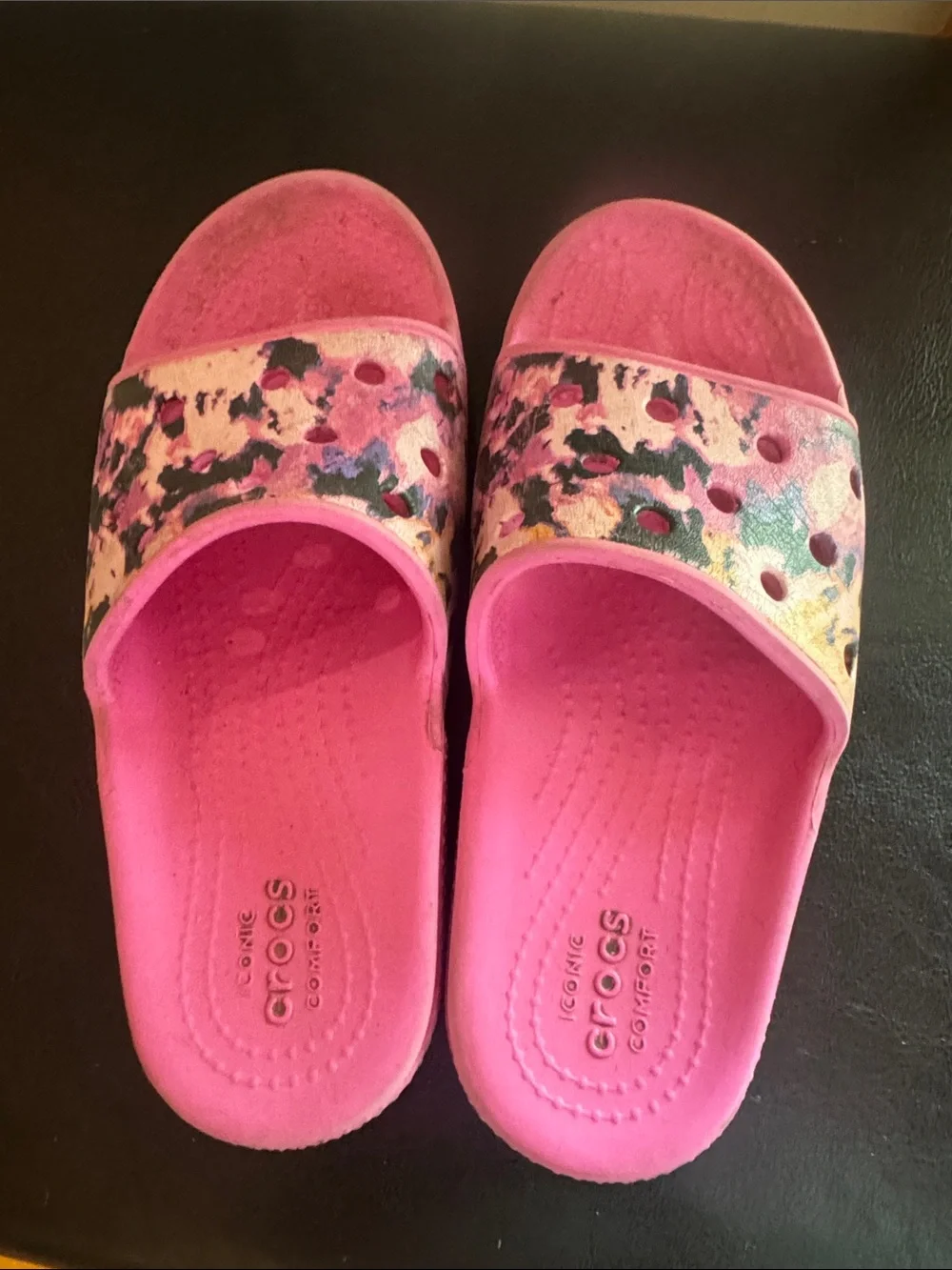 Crocs Pink camo Slide Sandals